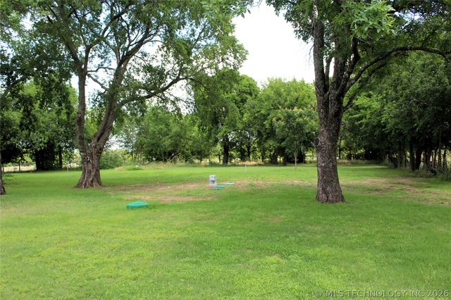 856 Sterret Road, Calera, OK 74730