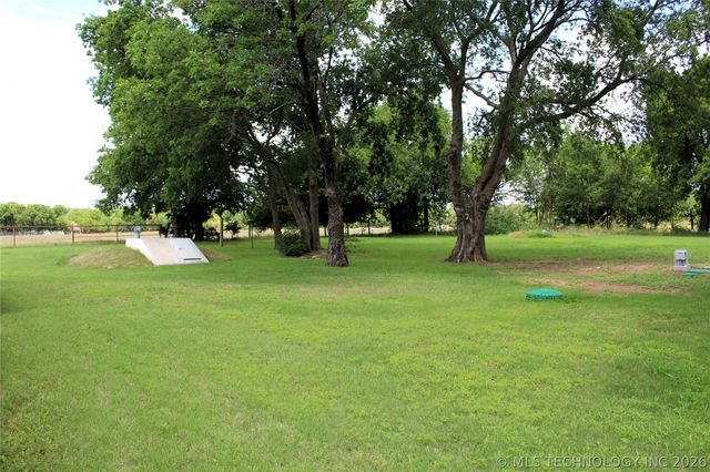 856 Sterret Road, Calera, OK 74730