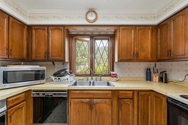 148 Allen Street, Manchester, NH 03102