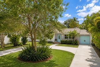 2842 Jackson Street, Hollywood, FL 33020