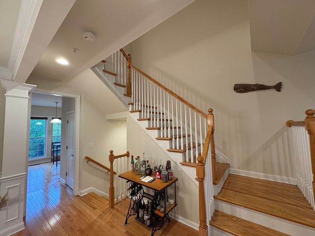 33 Jacob Way 33, Reading, MA 01867