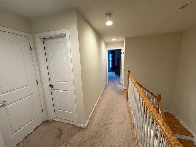 33 Jacob Way 33, Reading, MA 01867