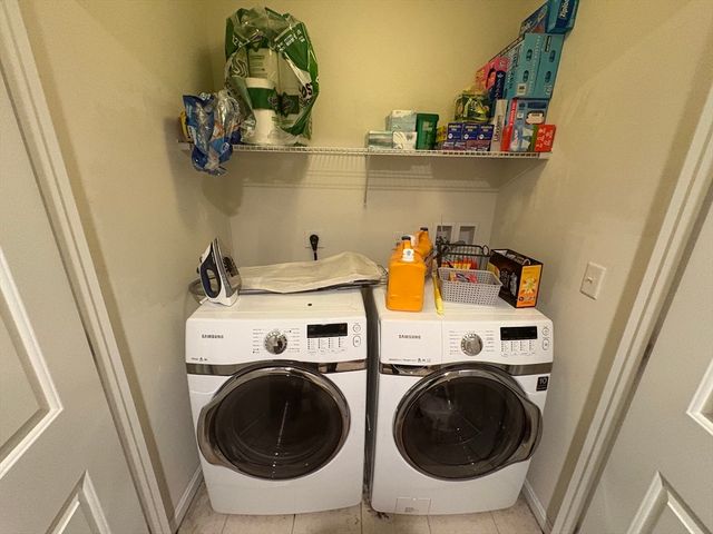 33 Jacob Way 33, Reading, MA 01867