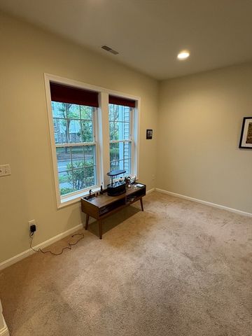 33 Jacob Way 33, Reading, MA 01867