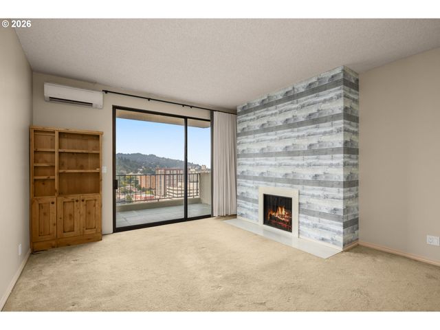 2221 Sw 1ST Ave 2424, Portland, OR 97201