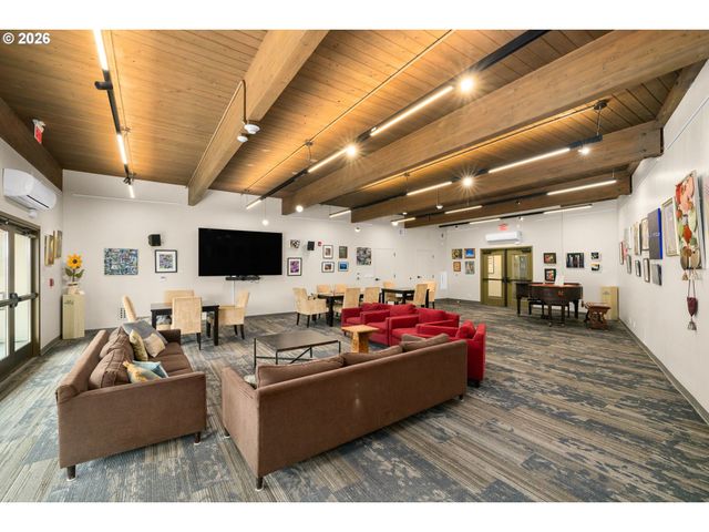 2221 Sw 1ST Ave 2424, Portland, OR 97201