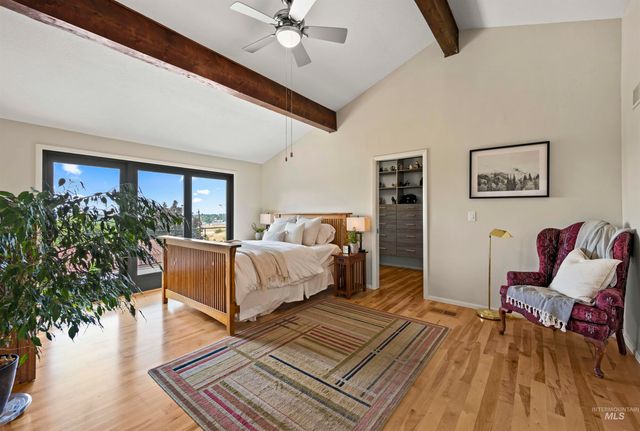 1113 E Santa Maria Dr, Boise, ID 83712