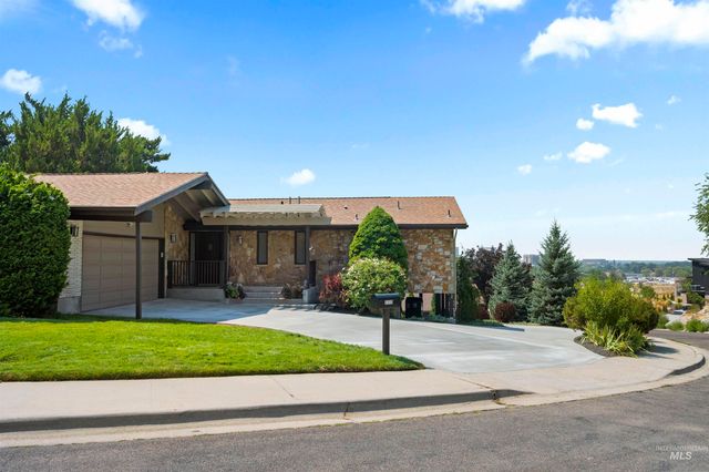 1113 E Santa Maria Dr, Boise, ID 83712