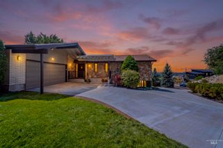 1113 E Santa Maria Dr, Boise, ID 83712