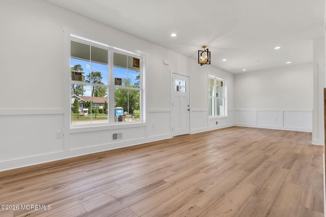 1424 Eighth Avenue, Toms River, NJ 08757