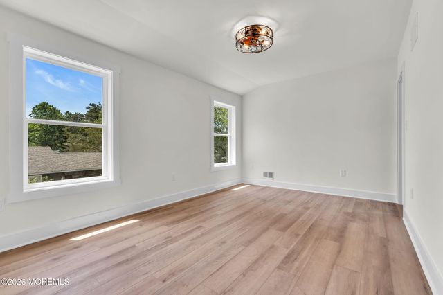 1424 Eighth Avenue, Toms River, NJ 08757