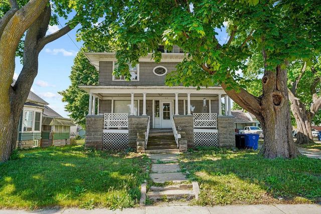 513 CEAPE AVENUE, Oshkosh, WI 54901