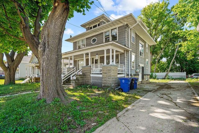 513 CEAPE AVENUE, Oshkosh, WI 54901