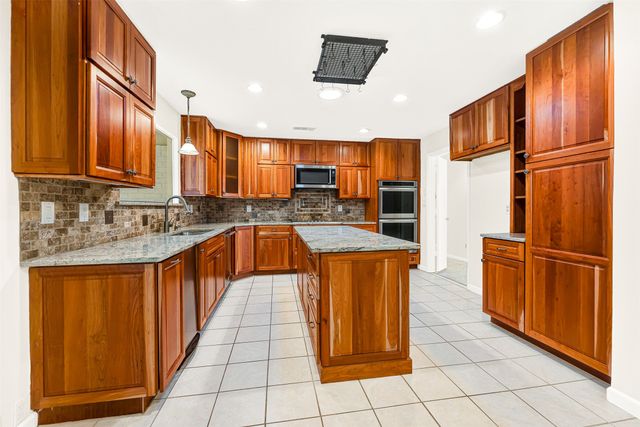 2554 Parkhaven Drive, Plano, TX 75075