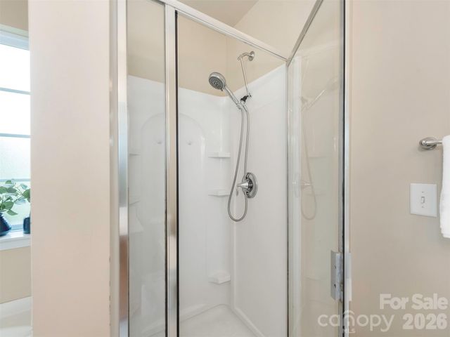 1100 Mountain Laurel Court, Matthews, NC 28104