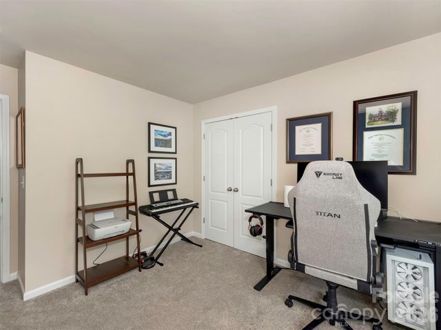 1100 Mountain Laurel Court, Matthews, NC 28104