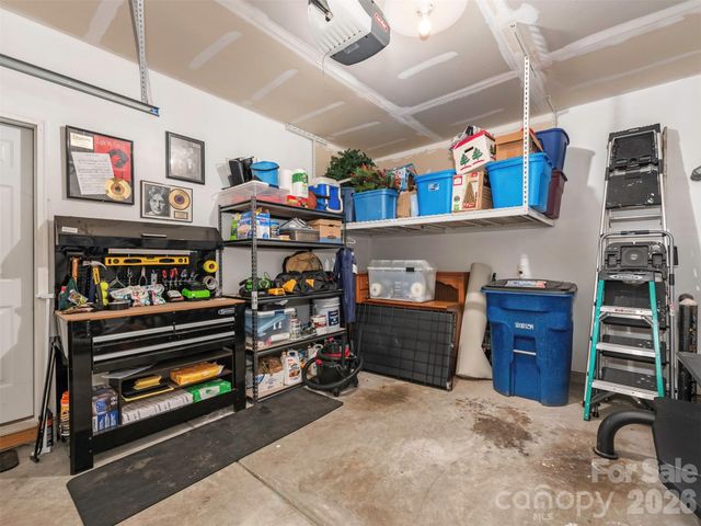 1100 Mountain Laurel Court, Matthews, NC 28104