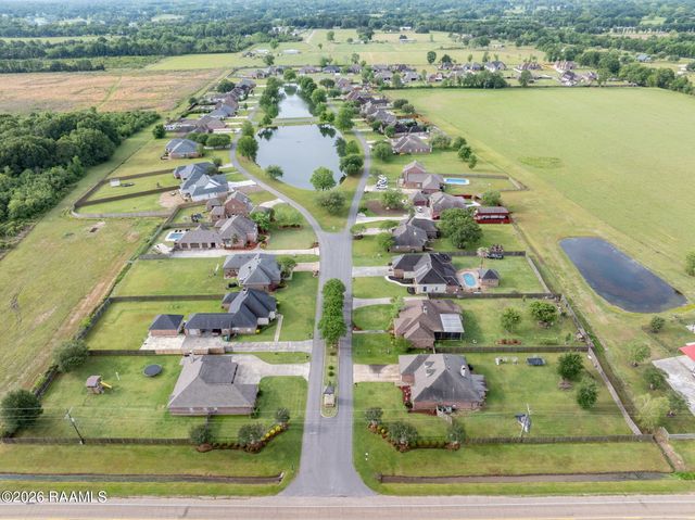 210 Grand Lake Drive, Arnaudville, LA 70512