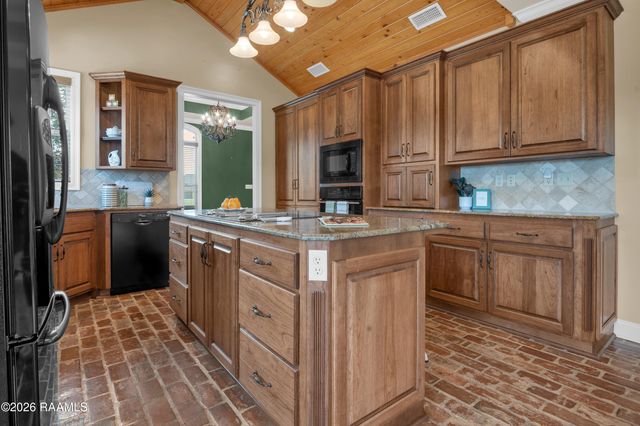 210 Grand Lake Drive, Arnaudville, LA 70512