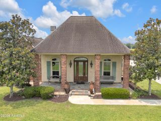 210 Grand Lake Drive, Arnaudville, LA 70512