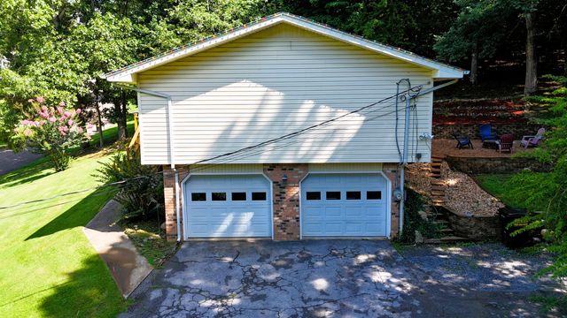 7608 Ridge Bay Drive, Hixson, TN 37343