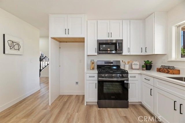 2476 Grove Ave, Corona, CA 92882