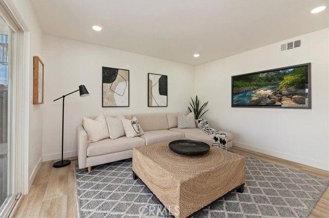 2476 Grove Ave, Corona, CA 92882