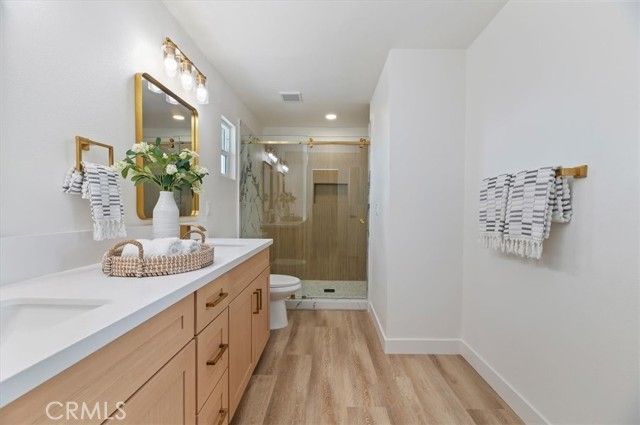 2476 Grove Ave, Corona, CA 92882