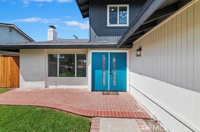 2476 Grove Ave, Corona, CA 92882