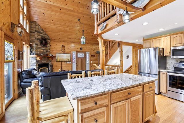 E11441 Hillside Drive, Wisconsin Dells, WI 53965