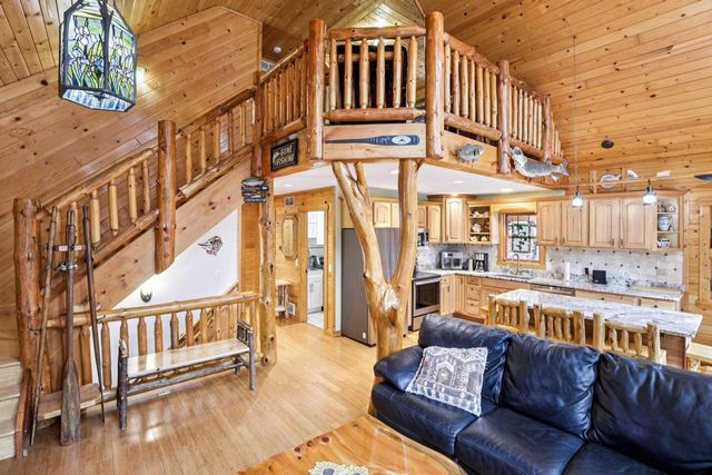 E11441 Hillside Drive, Wisconsin Dells, WI 53965