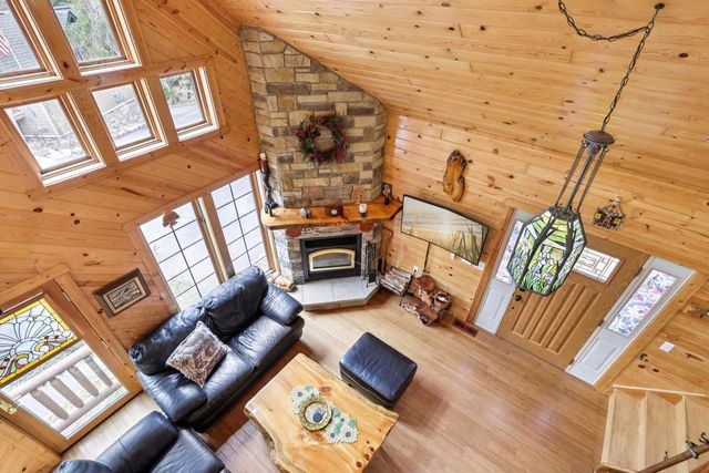 E11441 Hillside Drive, Wisconsin Dells, WI 53965