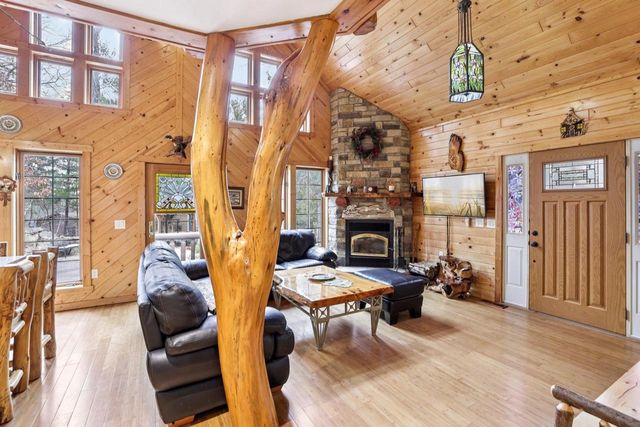 E11441 Hillside Drive, Wisconsin Dells, WI 53965