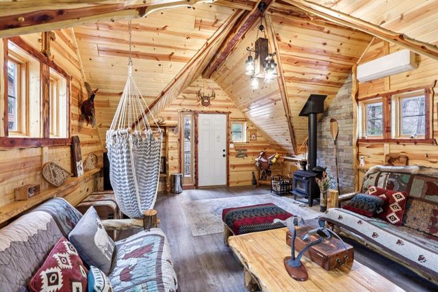 E11441 Hillside Drive, Wisconsin Dells, WI 53965