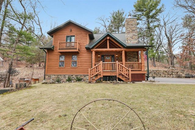 E11441 Hillside Drive, Wisconsin Dells, WI 53965