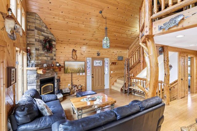 E11441 Hillside Drive, Wisconsin Dells, WI 53965