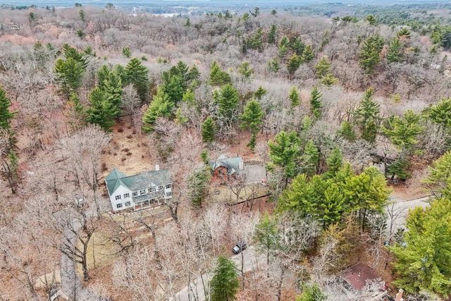 E11441 Hillside Drive, Wisconsin Dells, WI 53965