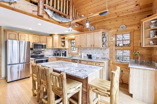 E11441 Hillside Drive, Wisconsin Dells, WI 53965