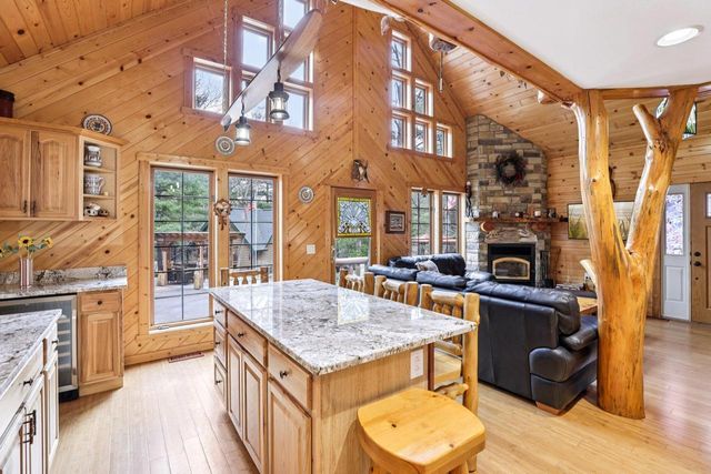 E11441 Hillside Drive, Wisconsin Dells, WI 53965