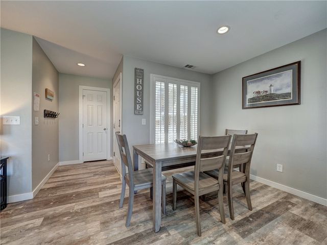 230 Cut Off 110, Port Aransas, TX 78373