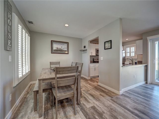 230 Cut Off 110, Port Aransas, TX 78373