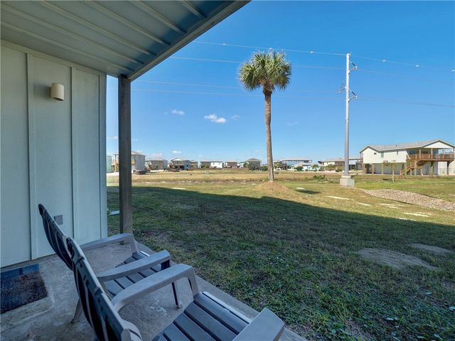 230 Cut Off 110, Port Aransas, TX 78373