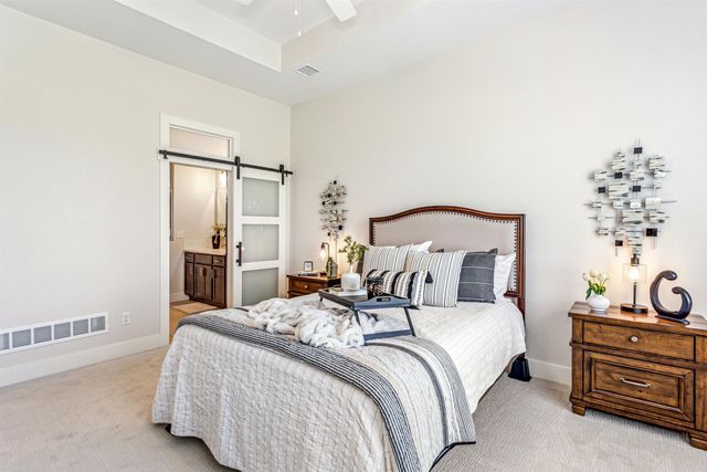 5993 Forbes Ct, Bel Aire, KS 67220