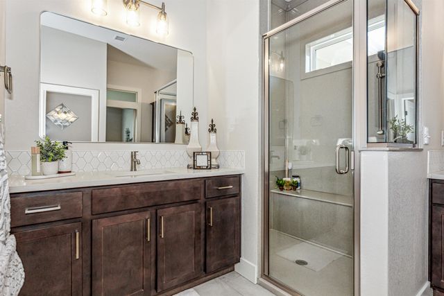 5993 Forbes Ct, Bel Aire, KS 67220