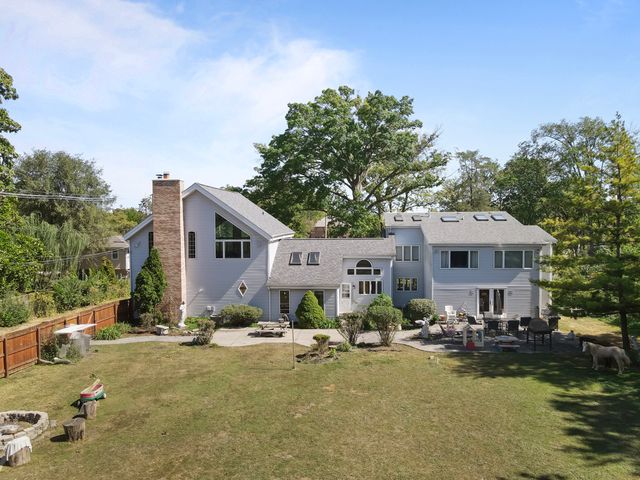 2N584 S Ardmore Avenue, Villa Park, IL 60181