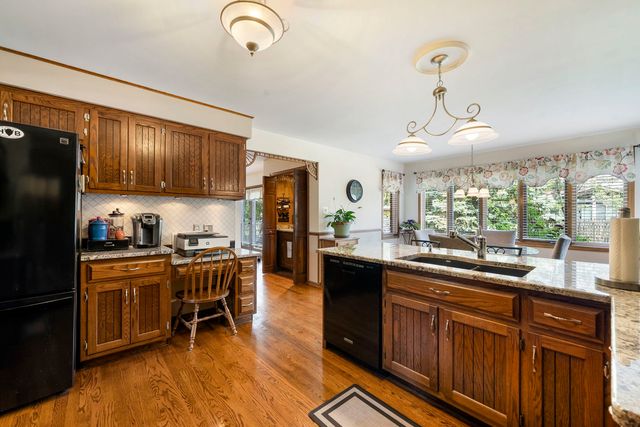 15631 Harbor Town Drive, Orland Park, IL 60462