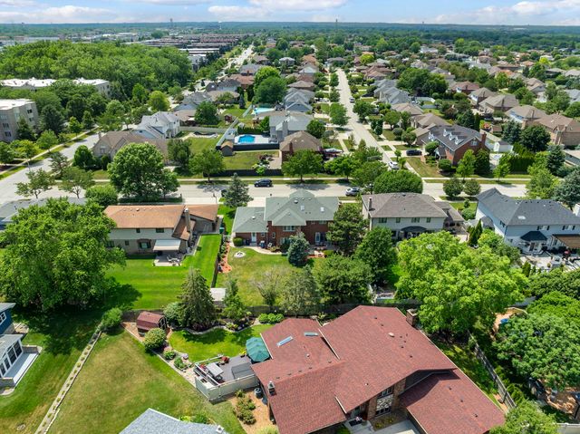 15631 Harbor Town Drive, Orland Park, IL 60462