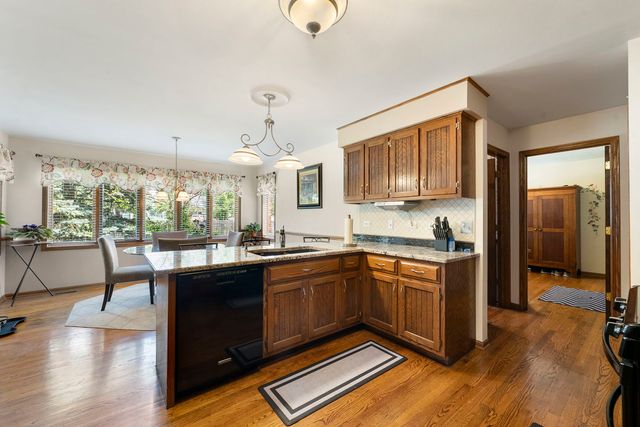 15631 Harbor Town Drive, Orland Park, IL 60462