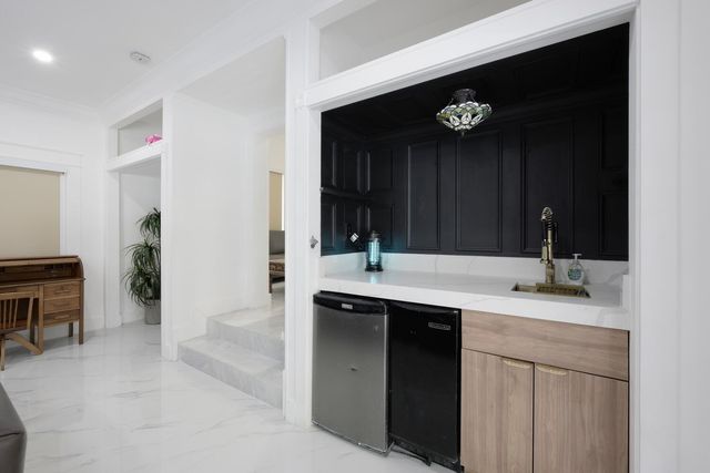 1629 S Lakeside Drive, Lake Worth Beach, FL 33460