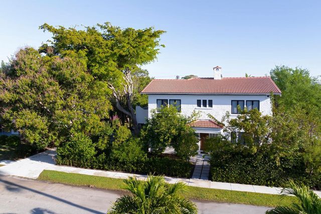 1629 S Lakeside Drive, Lake Worth Beach, FL 33460